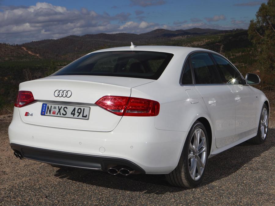  Audi S4 Sedan (B8, 8K) 2009 года  (AU) (фото 7 из 17)